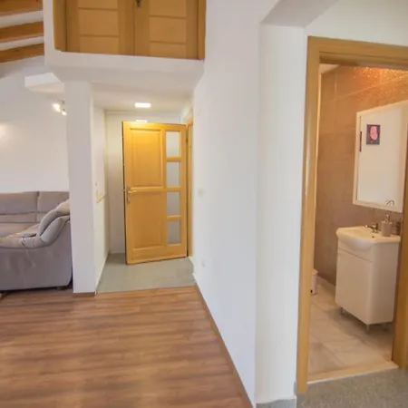 Apartment Village With Heated Pool Maslina